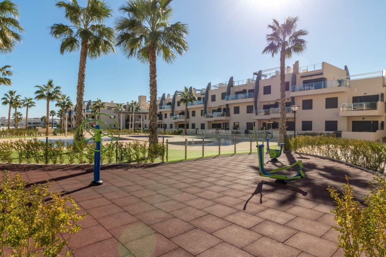 Playa Elisa Bay - Mil Palmeras Pilar de la Horadada Exterior photo